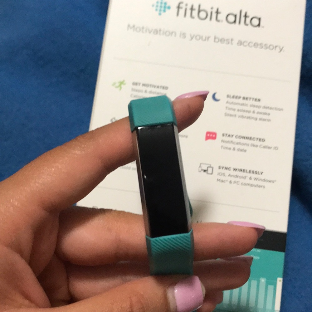 fitbit alta - Picture 3 of 4